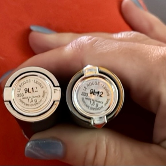 🆕 (2) Givenchy Le Rouge 333 Lipsticks 1.5g - Picture 6 of 6